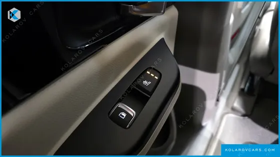 KIA CARNIVAL DIESEL 9-SEATER PRESTIGE