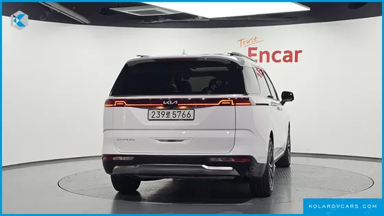 KIA CARNIVAL DIESEL 9-SEATER SIGNATURE