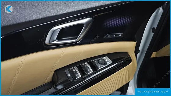 KIA CARNIVAL DIESEL 9-SEATER SIGNATURE