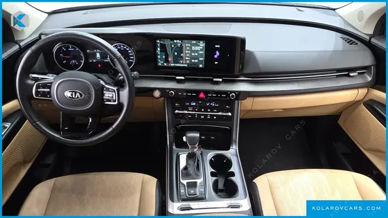 KIA CARNIVAL DIESEL 9-SEATER PRESTIGE