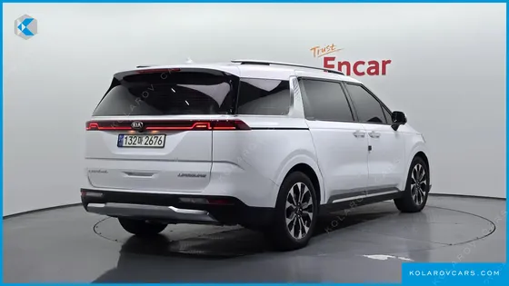 KIA CARNIVAL DIESEL 7-SEATER SIGNATURE