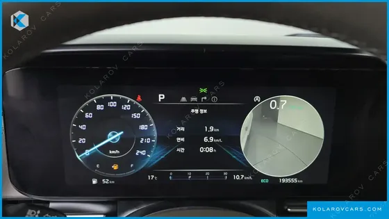 KIA CARNIVAL DIESEL 7-SEATER SIGNATURE