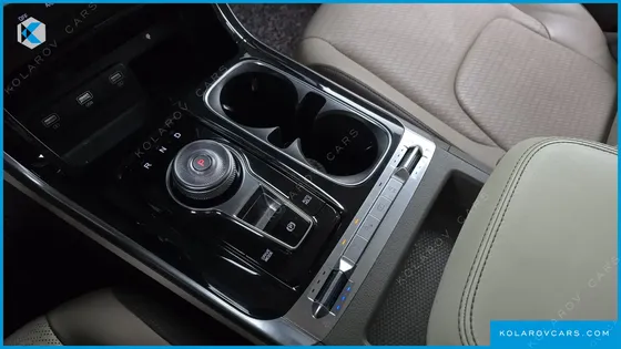 KIA CARNIVAL DIESEL 7-SEATER SIGNATURE
