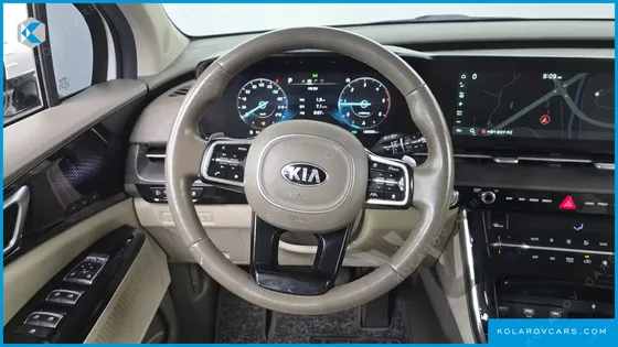 KIA CARNIVAL DIESEL 7-SEATER SIGNATURE