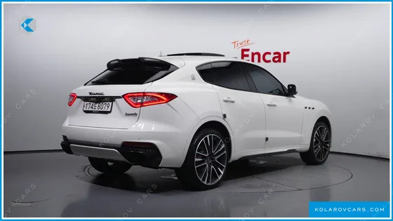 MASERATI LEVANTE 3.8 TROFEO