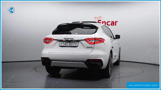 MASERATI LEVANTE 3.8 TROFEO