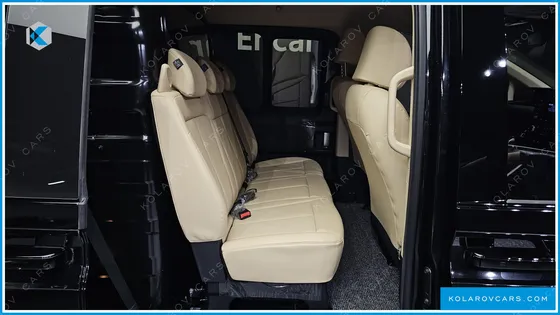 HYUNDAI STARIA L3.5 CARGO 5-SEATER