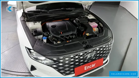 HYUNDAI GRANDEUR LE BLANC