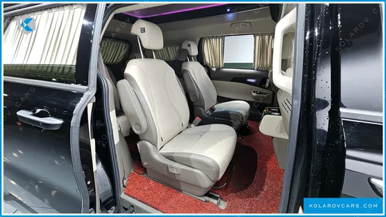 KIA CARNIVAL GASOLINE 9-SEATER HI-LIMOUSINE