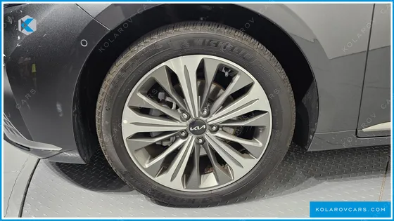 KIA K8 SIGNATURE