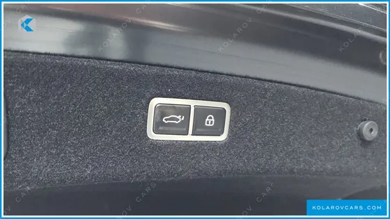 GENESIS G90 GASOLINE 3.5 TURBO AWD
