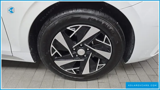 HYUNDAI GRANDEUR LE BLANC