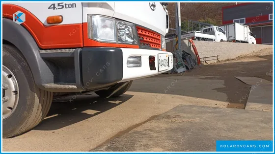HYUNDAI MEGA TRUCK GOLD