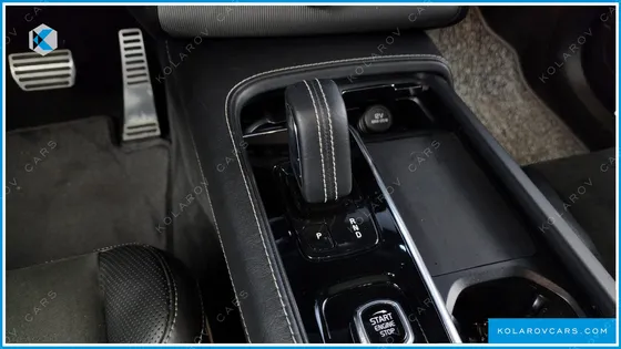 VOLVO XC90 T8 R-DESIGN HYBRID