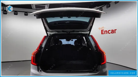 VOLVO XC90 T8 R-DESIGN HYBRID