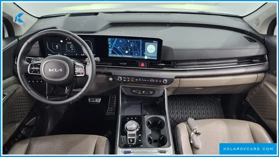 KIA CARNIVAL GASOLINE 7-SEATER NOBLESSE