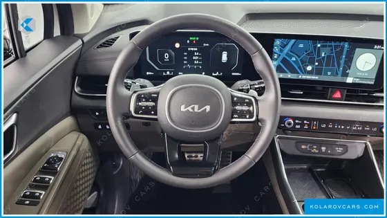 KIA CARNIVAL GASOLINE 7-SEATER NOBLESSE