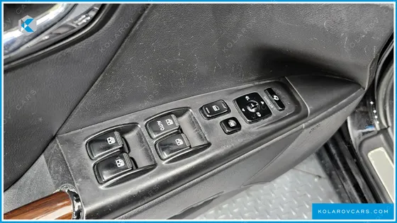 HYUNDAI GRANDEUR LPI Q270 HANDICAPPED ONLY