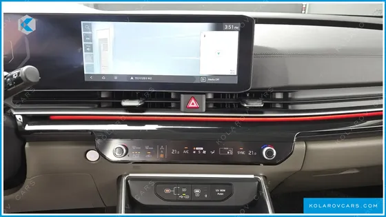 KIA CARNIVAL GASOLINE 9-SEATER SIGNATURE
