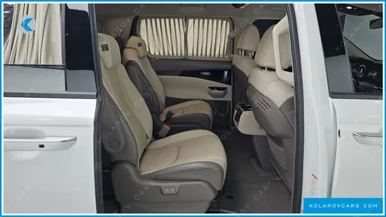 KIA CARNIVAL GASOLINE 9-SEATER HI-LIMOUSINE