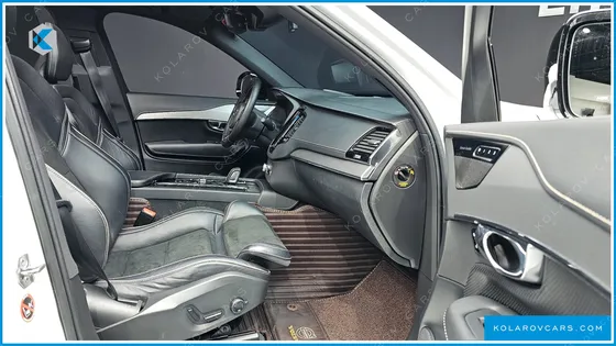 VOLVO XC90 T8 R-DESIGN HYBRID