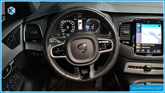 VOLVO XC90 T8 R-DESIGN HYBRID