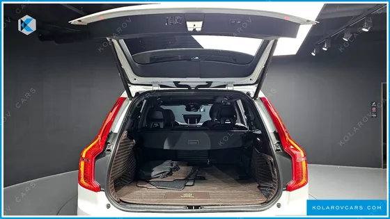 VOLVO XC90 T8 R-DESIGN HYBRID