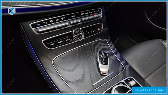 MERCEDES E-CLASS E250 AVANTGARDE