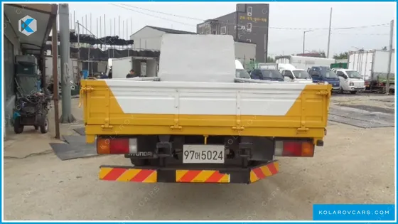 HYUNDAI MEGA TRUCK GOLD