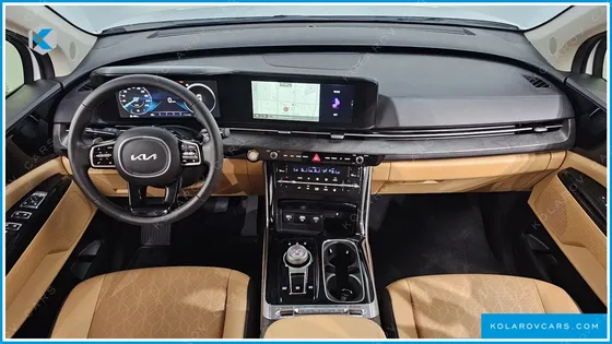 KIA CARNIVAL 9-SEATER NOBLESSE