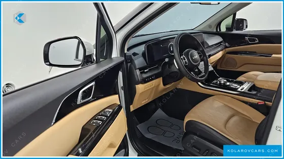 KIA CARNIVAL 9-SEATER NOBLESSE