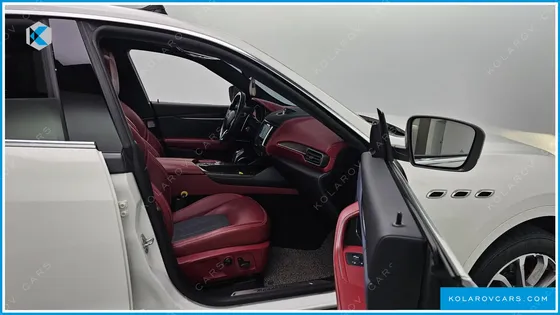 MASERATI LEVANTE 3.0 DIESEL AWD GRANLUSSO