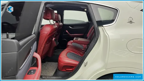 MASERATI LEVANTE 3.0 DIESEL AWD GRANLUSSO