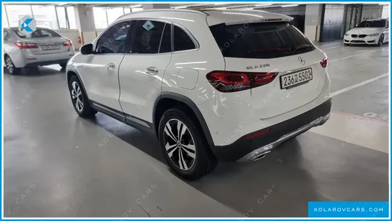 MERCEDES GLA-CLASS GLA220