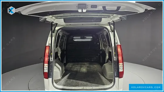 HYUNDAI STARIA CARGO 3-SEATER