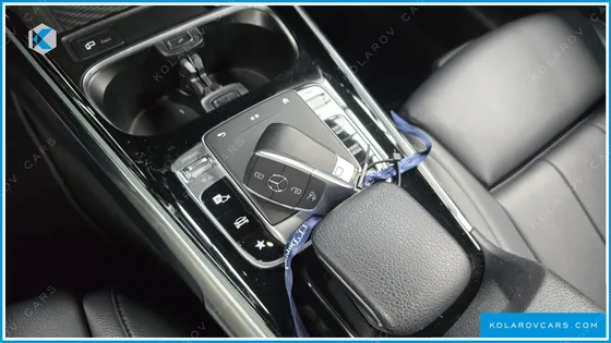 MERCEDES GLB-CLASS GLB220