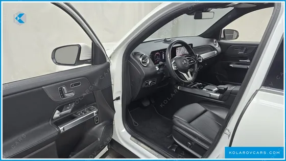 MERCEDES GLB-CLASS GLB220