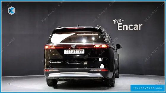 KIA CARNIVAL 9-SEATER SIGNATURE