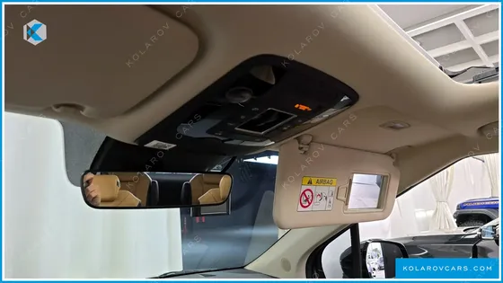 KIA CARNIVAL 9-SEATER SIGNATURE