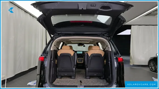 KIA CARNIVAL 9-SEATER SIGNATURE
