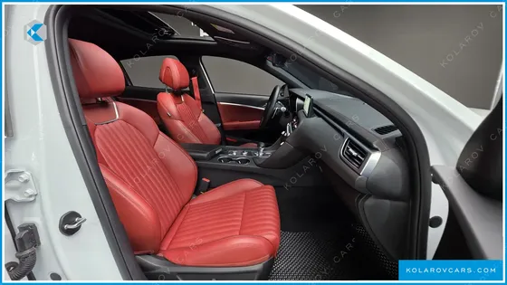 GENESIS G70 GASOLINE 2.5T 4WD