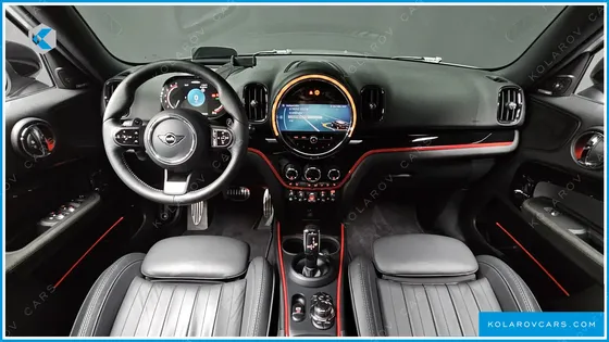 MINI COUNTRYMAN JCW LAUNCH PACK