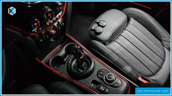 MINI COUNTRYMAN JCW LAUNCH PACK