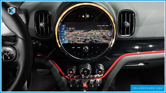MINI COUNTRYMAN JCW LAUNCH PACK