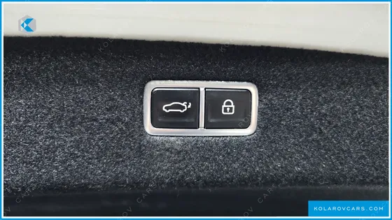 GENESIS G90 GASOLINE 3.5 TURBO AWD