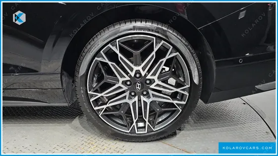 HYUNDAI GRANDEUR EXCLUSIVE