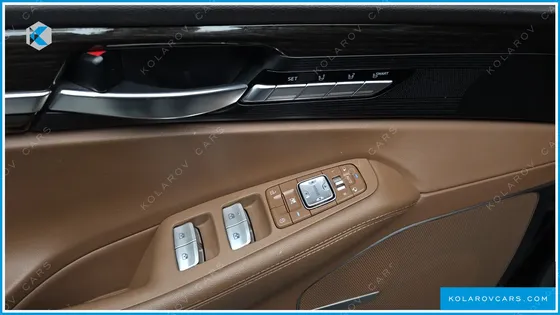 GENESIS G90 3.3 T AWD