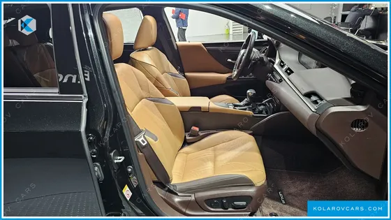LEXUS ES EXECUTIVE