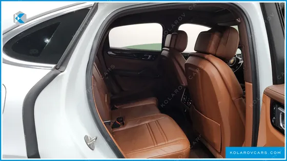 PORSCHE CAYENNE 3.0 COUPE
