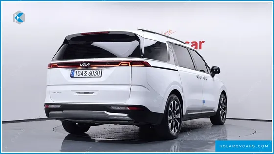 KIA CARNIVAL GASOLINE 9-SEATER NOBLESSE